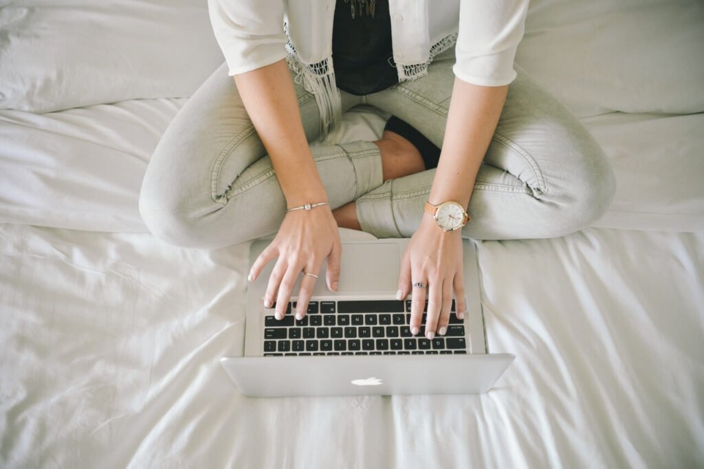 Here is your chance to assist to my EXECUTIVE INTRODUCTORY WEBINAR! During this webinar I’ll introduce you to the first steps you need to give life to your projects and start building a profitable business you love! Fill this form and join us on the path to freedom!